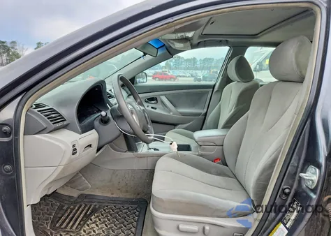 2007 Toyota Camry Le z USA, uszkodzony, nr VIN 4T1BK46K07U531281